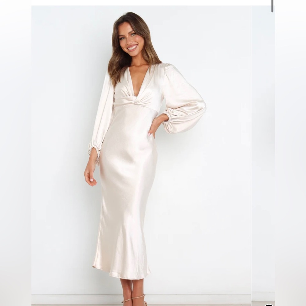 Grace dress in champagne